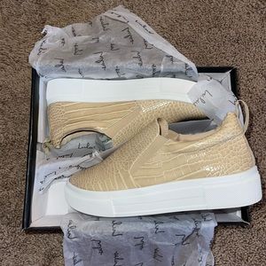 Brand New Never Worn Lulus Slip Ons Size 10